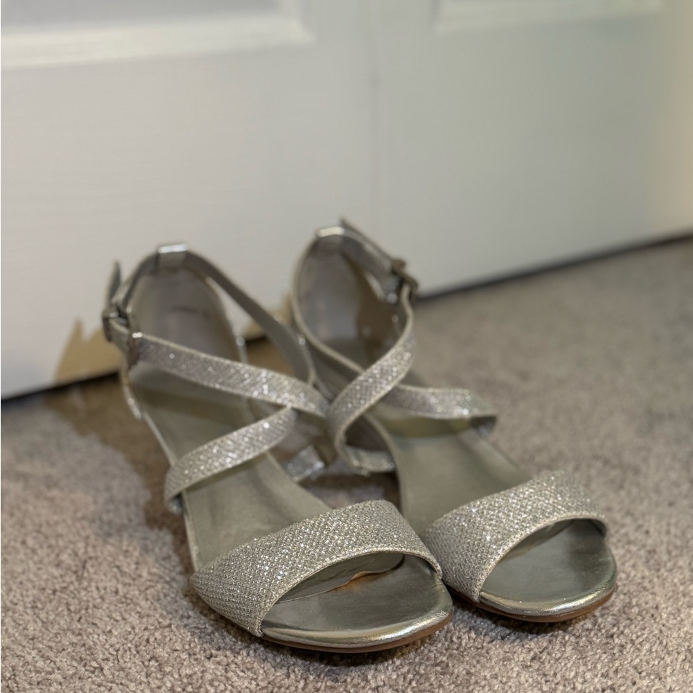Elegant Silver Strappy Women's Wedges